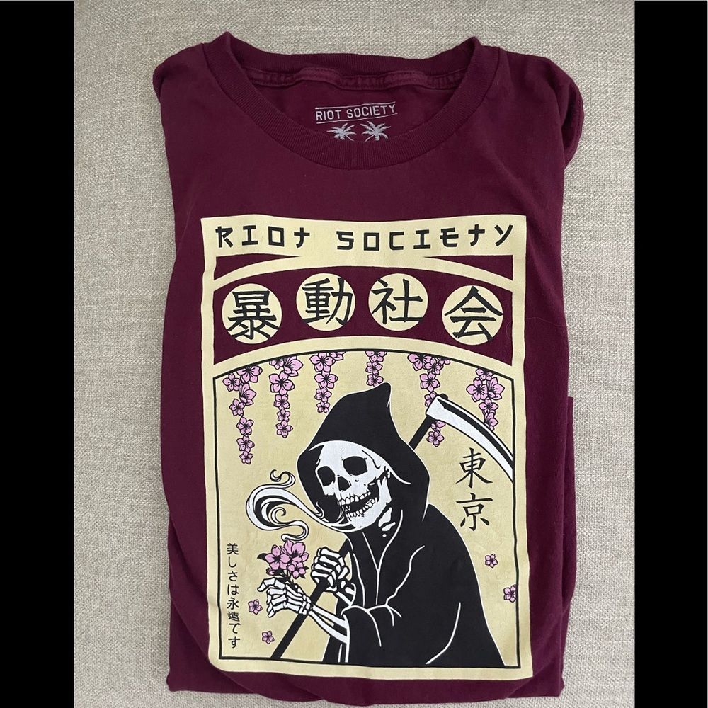 Riot Society Boys XL Tillys T-Shirt